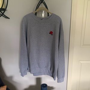 Grey rose embroidered crew neck